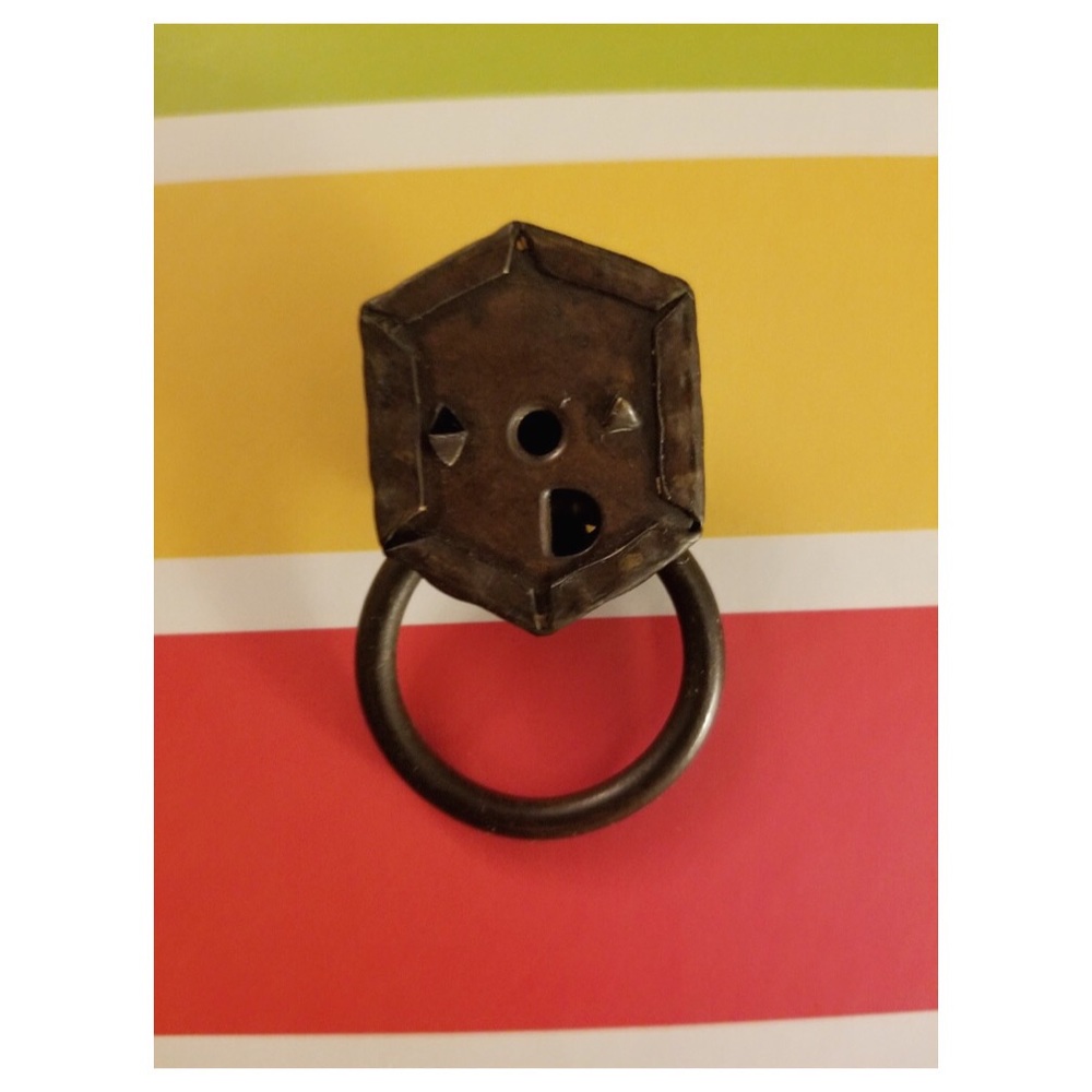 Antique 1900s Victorian Brass Lion's Head Ring Drawer Pull Handle - Picture 5 of 6